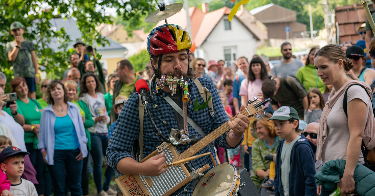Open Air Street Music