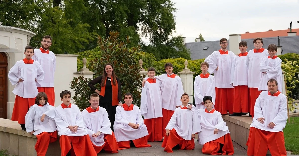 Adventi közös éneklés az Egri Érseki Fiúkórussal