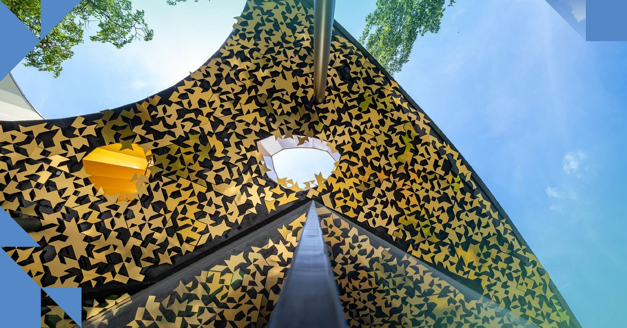 Building Tour: Music Beyond the Glass